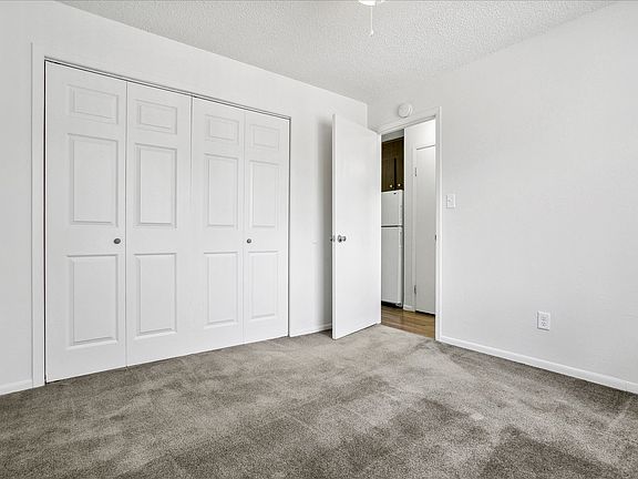 5th image of 777 E Kenyon Ave APT 405