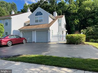 122 Birch Hollow Dr, Bordentown, NJ 08505