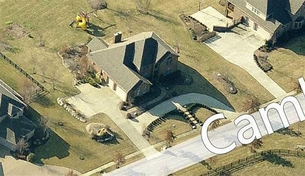 1st image of 204 Cambridge Ln