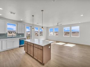 747 W Periwinkle Ln #304, Saint George, UT 84790