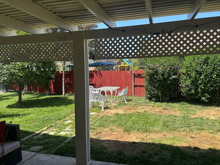 1509 Trinette Dr — Photo 9