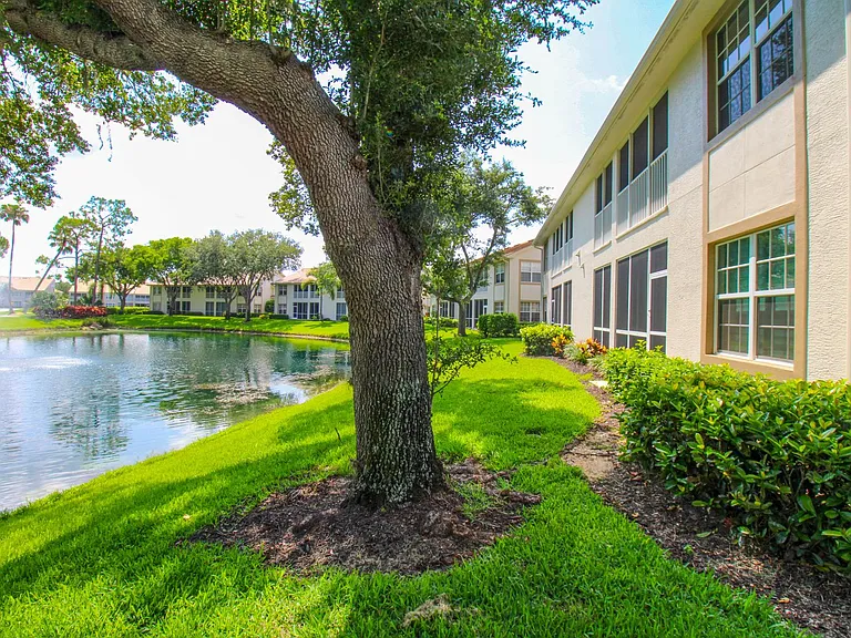 5632 Whisperwood Blvd #1601 — Photo 17