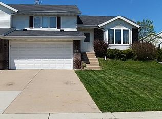 2110 Canterbury Rd, Madison, WI 53711