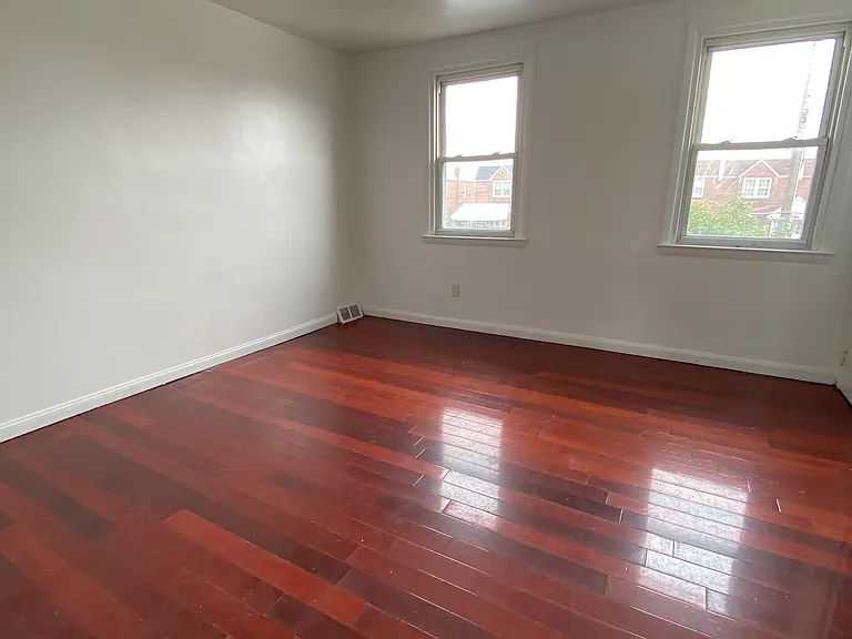 8732 Ditman St — Photo 11