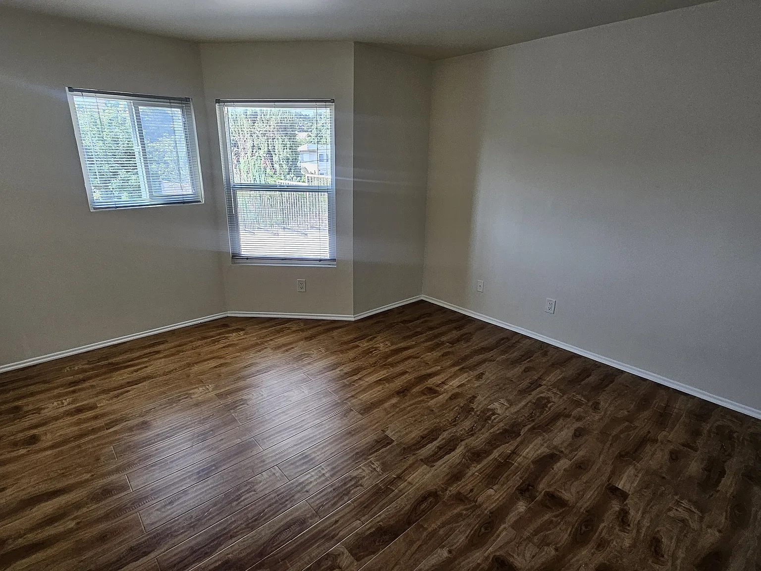 2 bed, 700 sqft, $2,350 — Photo 4