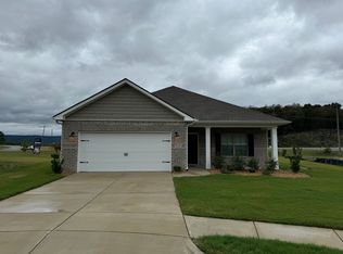 9520 Hampton Oak Dr, Owens Cross Roads, AL 35763