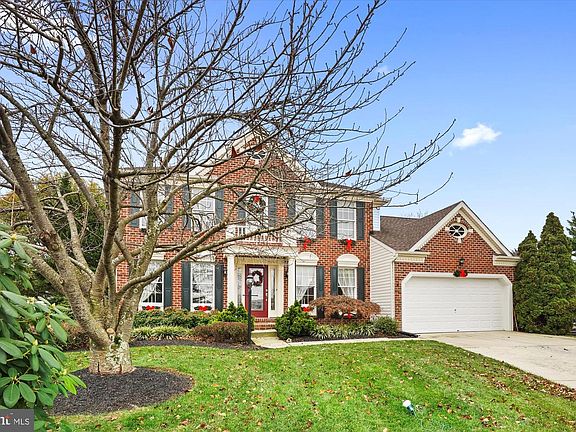 2nd image of 1100 Andreas Ct