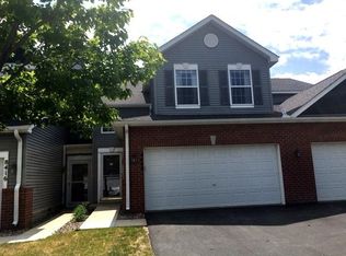 8408 Grove Cir, Shakopee, MN 55379