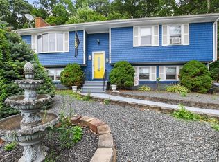 3699 N Main St, Fall River, MA 02720