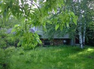 2797 Summerset Cir, Suamico, WI 54173
