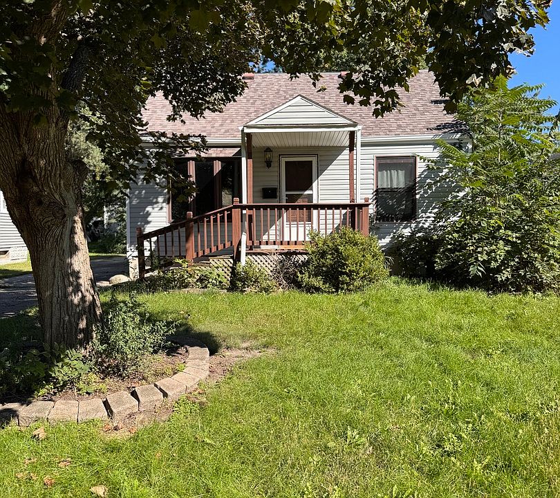 1st image of 1304 14th Ave