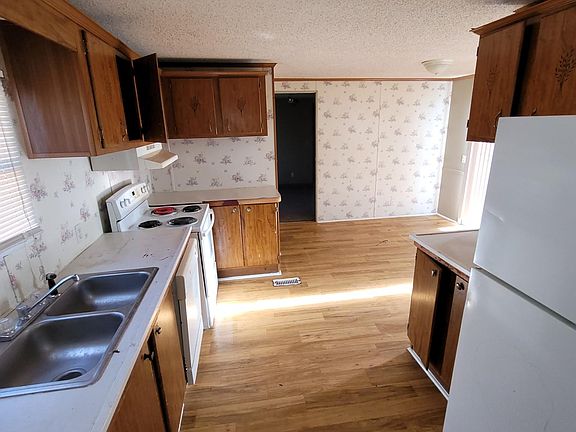 3rd image of 1039 Live Oak St #6