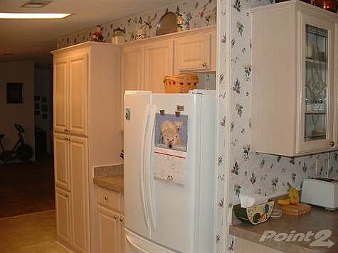 SUPER CLEAN AND BRIGHT