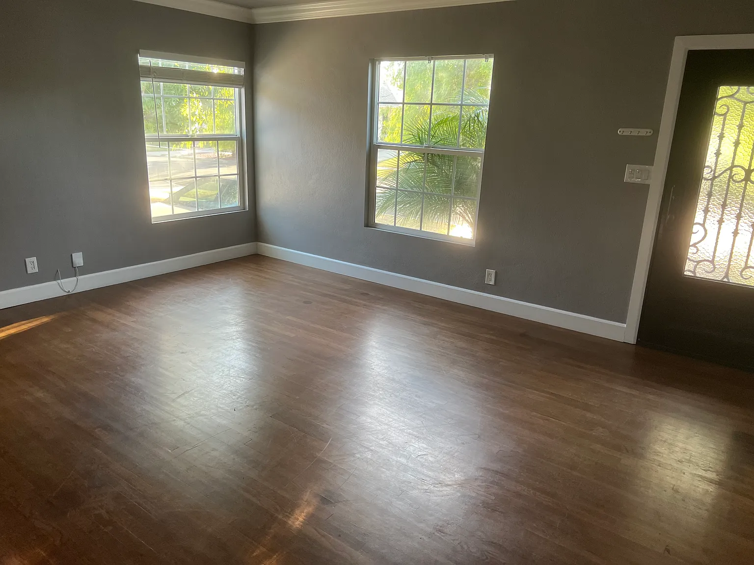 3 bed, 1402 sqft, $4,500 — Photo 2