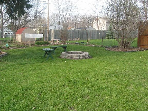 Fire Pit & Pool