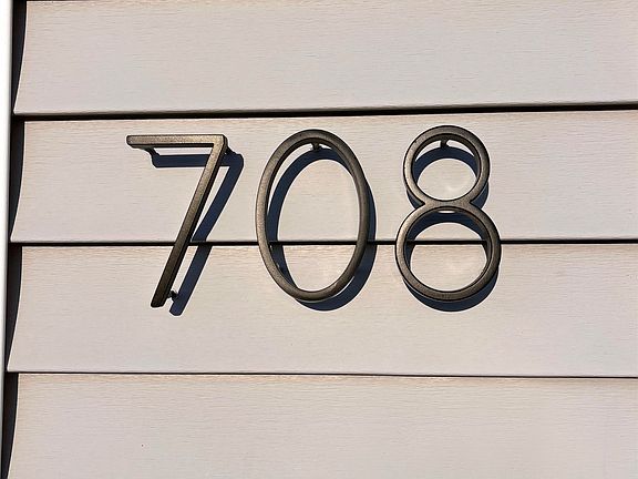 3rd image of 708 C Ave