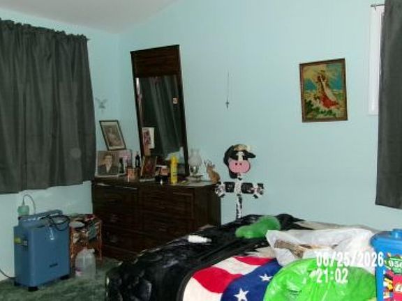 5th image of 1313 Hartford Ave