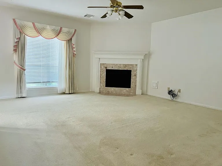 16911 Ascot Meadow Dr — Photo 4