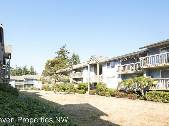 2nd image of 18600 52nd Ave W #B-101