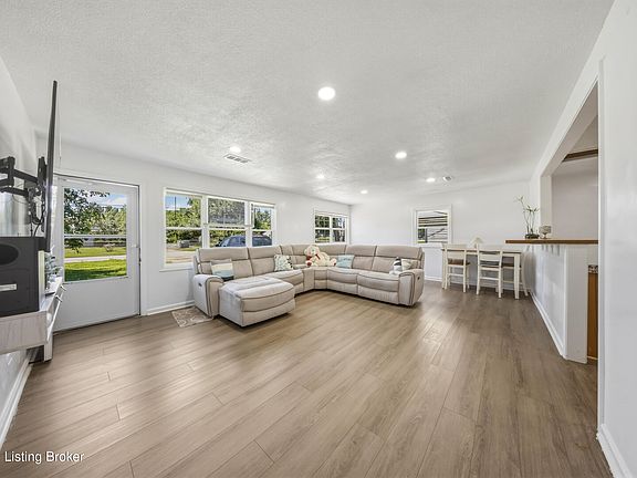 5th image of 7005 Ethan Allen Way