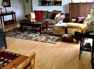 11014 Acama St #202, North Hollywood, CA 91602