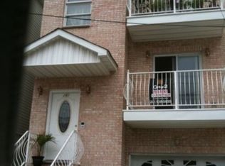 202 Linden Ave, Jersey City, NJ 07305