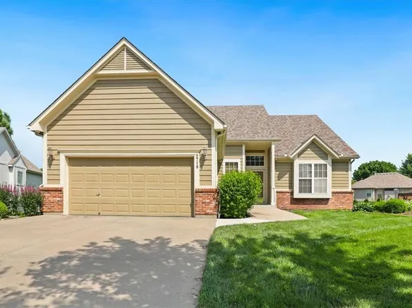 2718 S Brentwood Dr, Independence, MO 64055