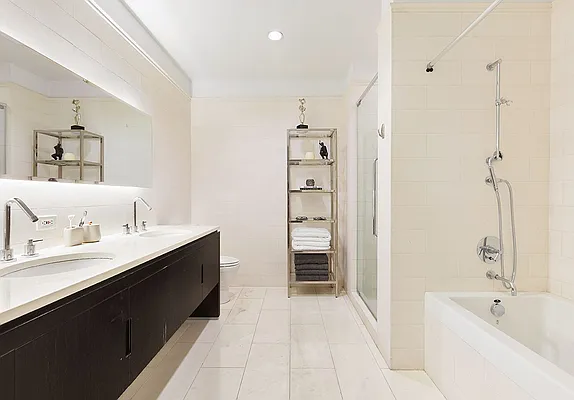 Rented by Compass | media 25