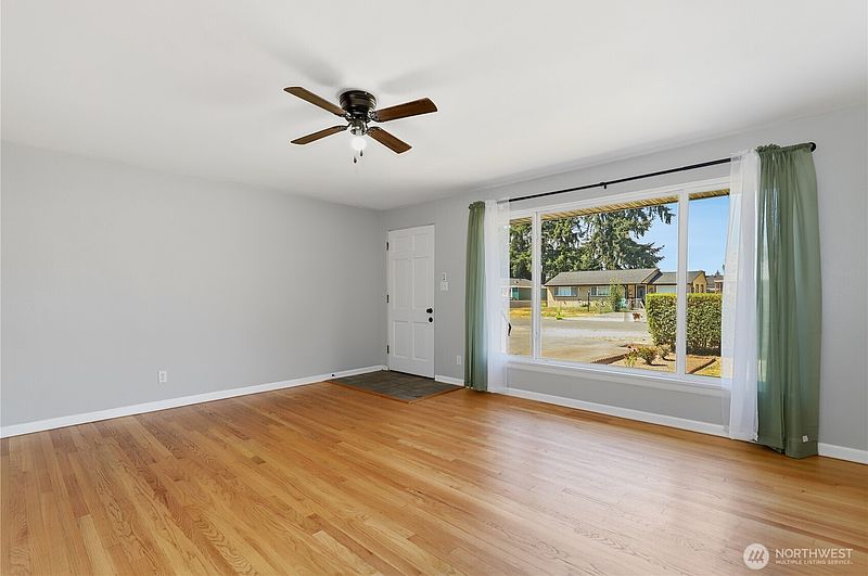 5th image of 1208 115th Street S