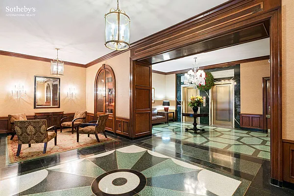 Sold by Sotheby's International Realty | media 15