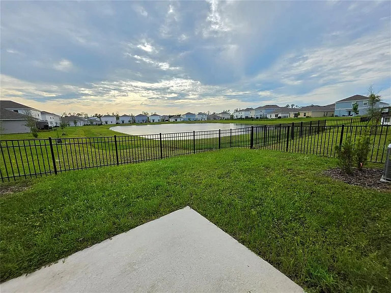 2195 Green Valley St — Photo 14