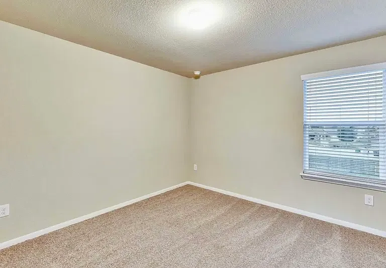 15000 Jolynn St — Photo 3