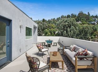 1933 N Griffith Park Blvd, Los Angeles, CA 90039