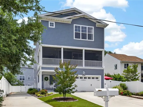 2208 Dinwiddie Rd, Virginia Beach, VA 23455