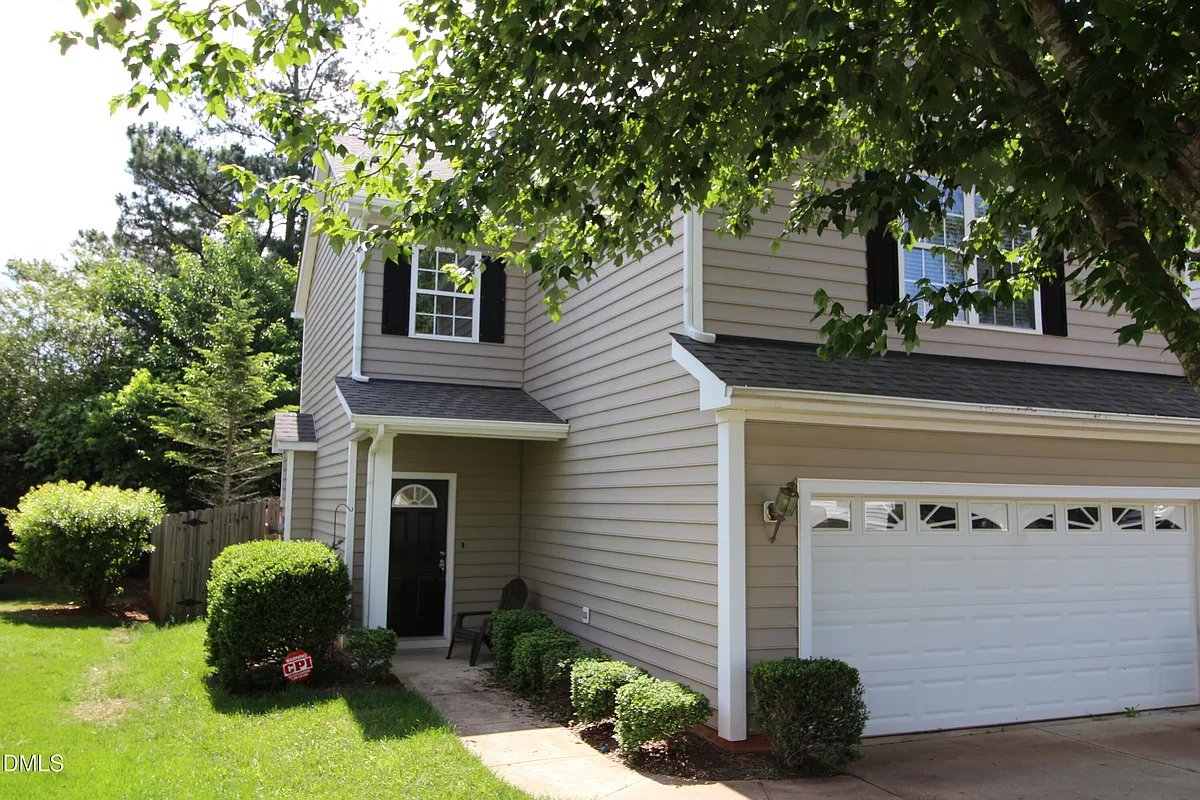 Building Photo - 2517 Valley Haven Dr