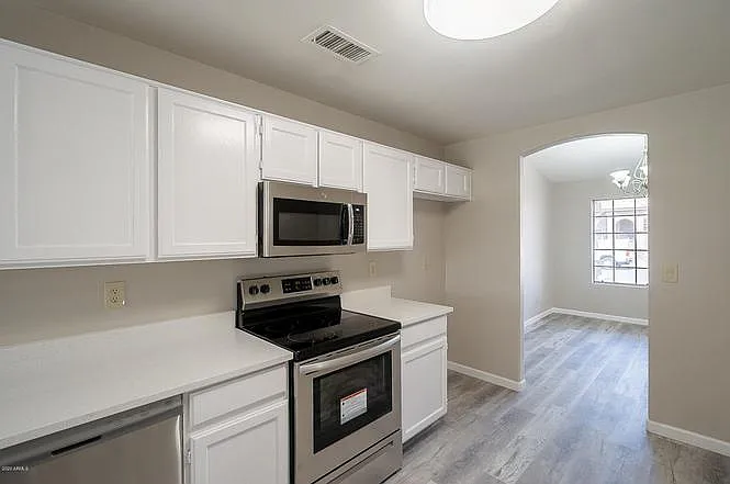 650 S Cheri Lynn Dr — Photo 7