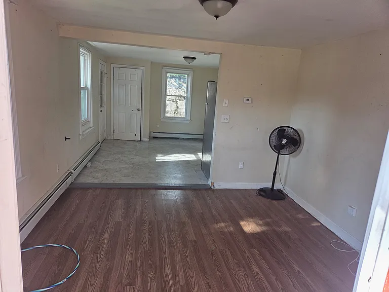 16 Valley St — Photo 9