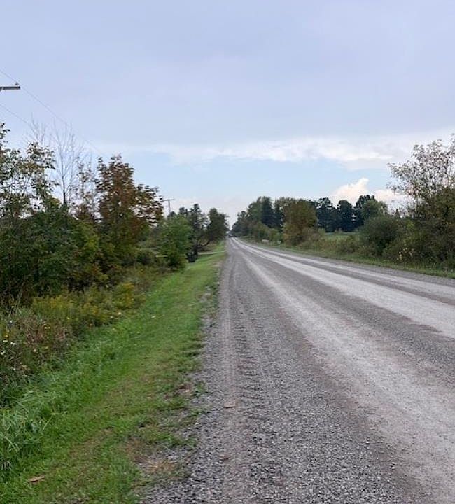 2nd image of 1051 N Cummings Rd