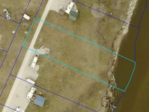 5454 22nd Ave, Mount Auburn, IA 52313