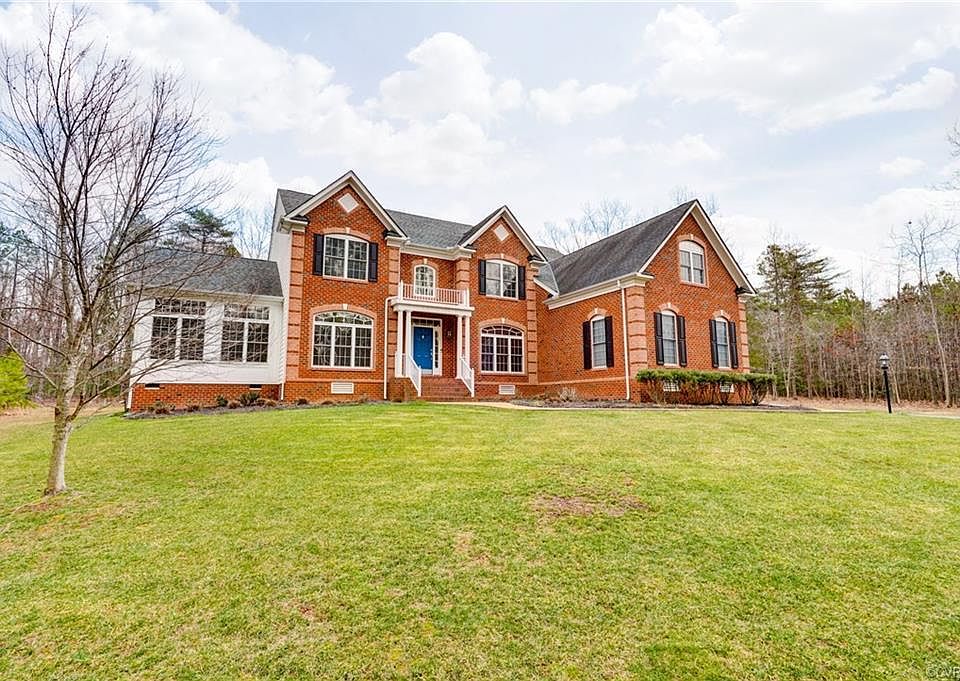 1st image of 15396 Henry Forest Way