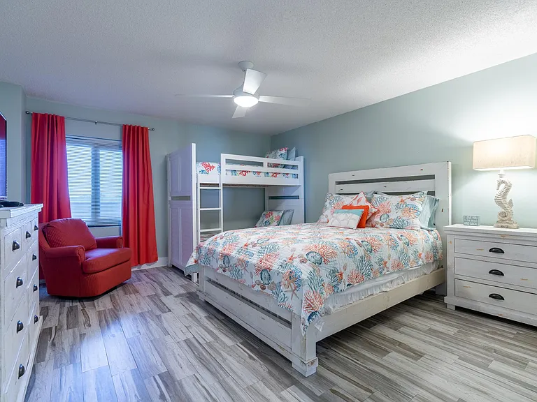 6201 Thomas Dr #509 — Photo 24