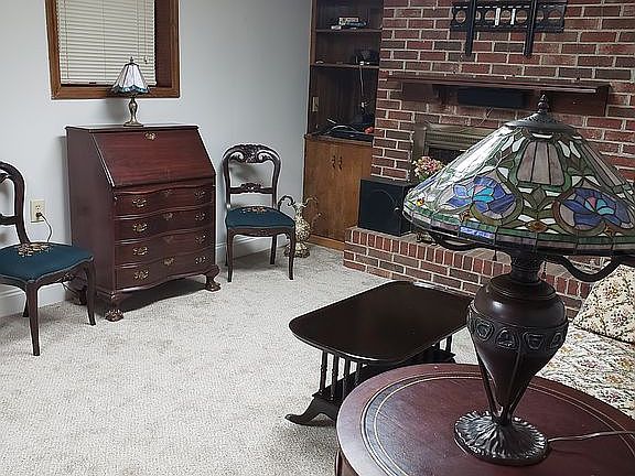 Den in mother-in-law suite