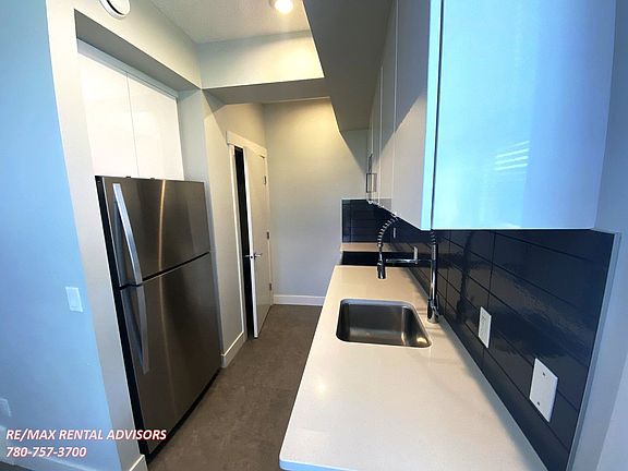 4th image of 446 Allard Blvd SW #70