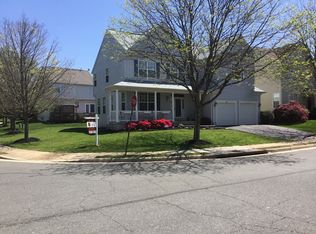 102 Stone Ct NE, Leesburg, VA 20176