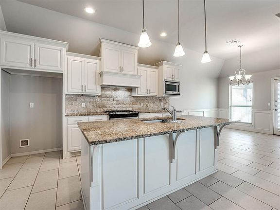 4th image of 18817 Rush Springs Ln