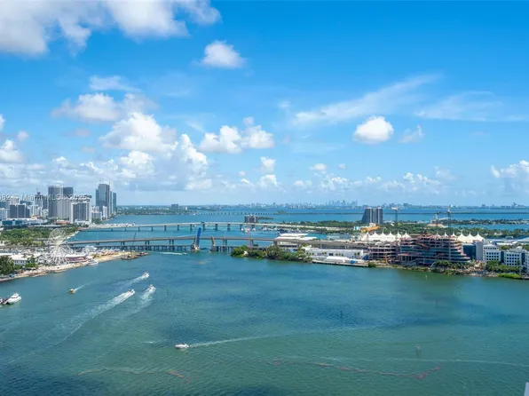808 Brickell Key Dr APT 3205, Miami, FL 33131