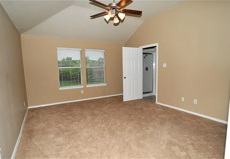 872 Rock Harbor Ln — Photo 20