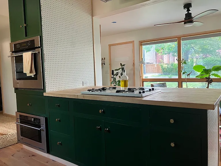 1437 S West Ave — Photo 11