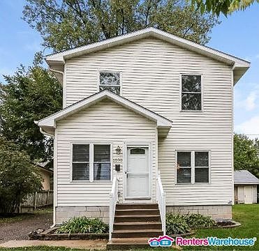 1st image of 1090 Mackubin St