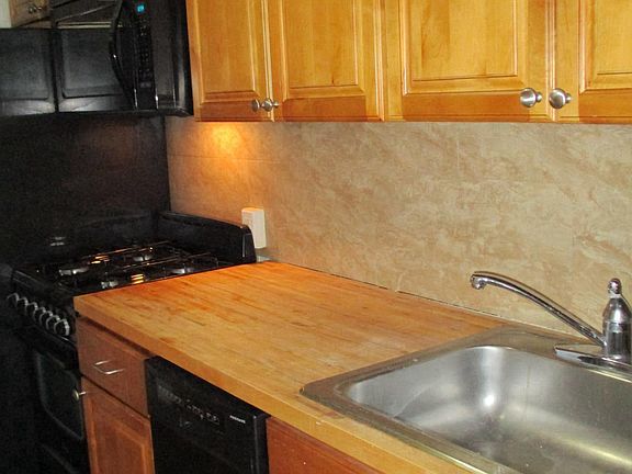 ALL YOU NEED IN A GALLEY KITCHEN